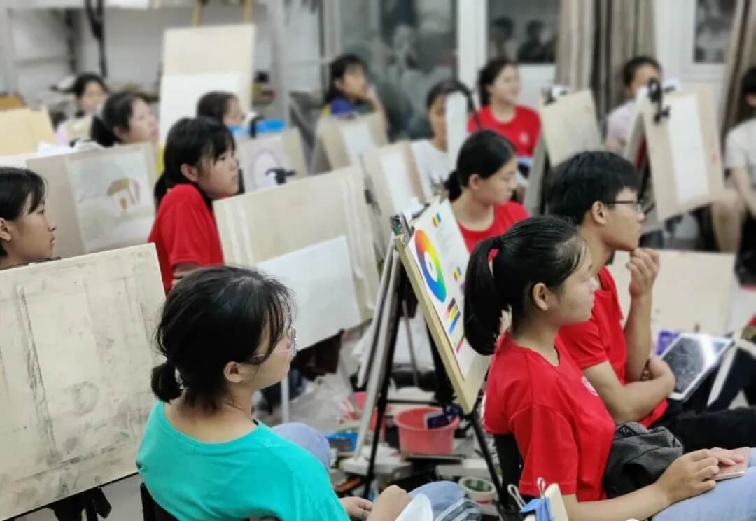 “雙減”政策下國內美術教育的前景如何？8