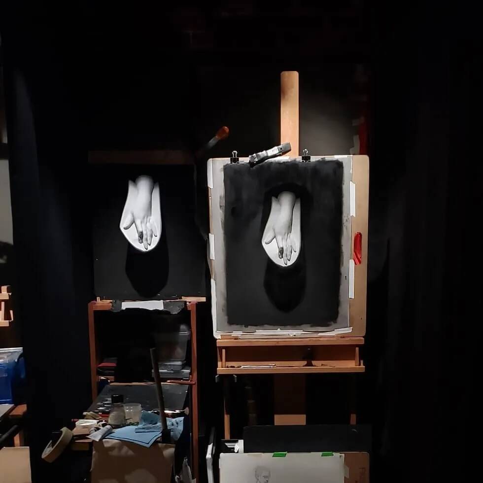 重慶美術培訓畫室帶你欣賞既寫實又有意境的素描和色彩作品！