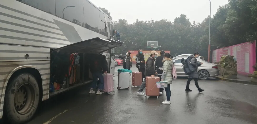重慶美術培訓寒假班開學季 ‖ 你還在觀望嗎？重慶龍行藝術帶你彎道超車！圖三