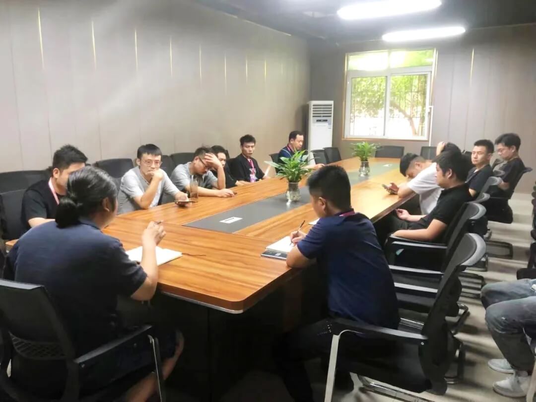 【重慶龍行藝術(shù)】家?；ヂ?lián)-2022屆線上家長會4